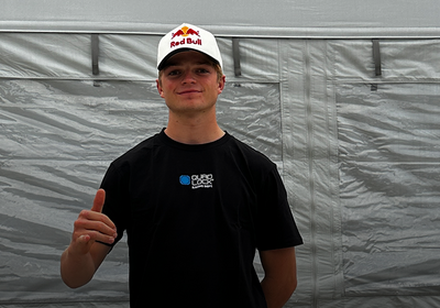 Image de : Quad Lock Welcomes Rising Downhill Mountain Biking Phenom Asa Vermette as Brand Ambassador