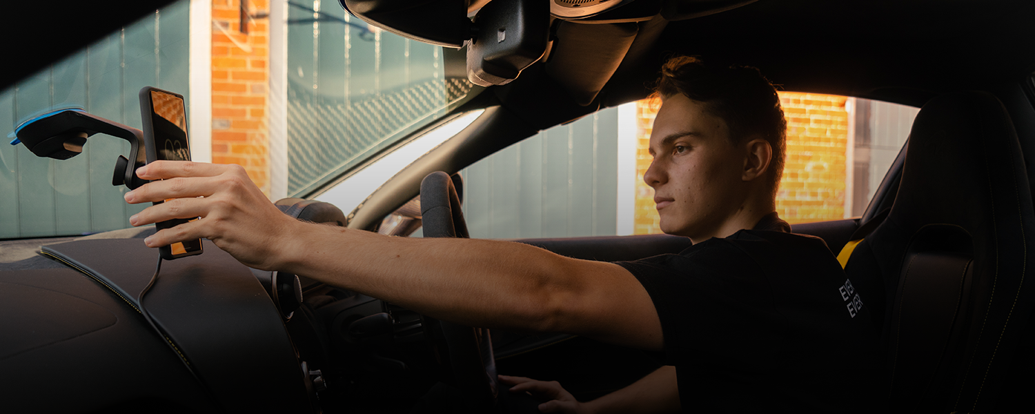 Image de : OSCAR PIASTRI, PILOTE AUSTRALIEN DE FORMULE 1, DEVIENT AMBASSADEUR MONDIAL DE QUAD LOCK